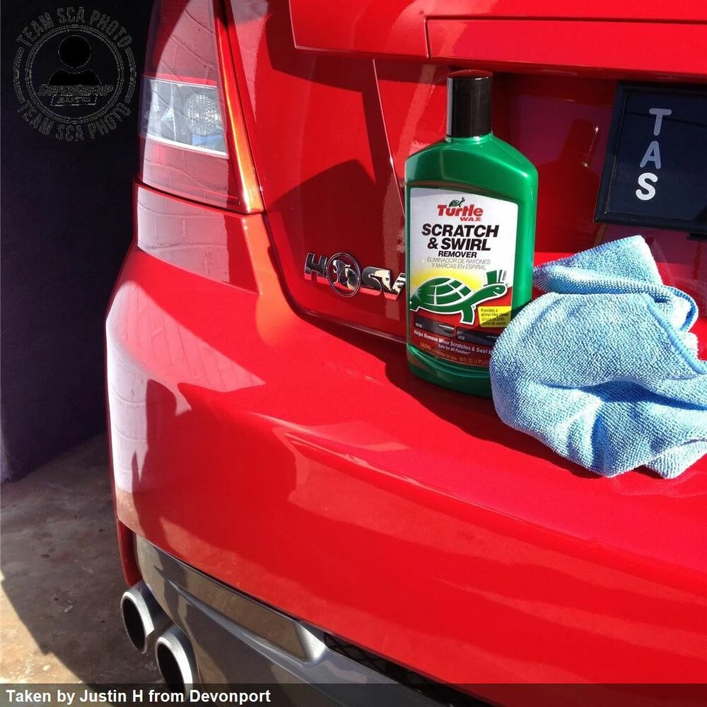 Turtle Wax Scratch & Swirl Remover - 473mL 5 Turtle Wax Scratch & Swirl Remover - 473mL - Image 3