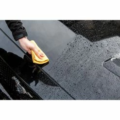 Armor All Synthetic Chamois - 60cm X 40cm -Wash & Dry Shop SCA 127750 02 hi res