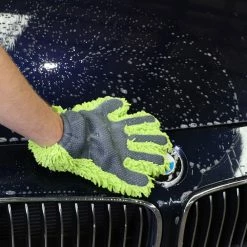 Turtle Wax Microfibre Dual Action Gorilla Glove 10 Turtle Wax Microfibre Dual Action Gorilla Glove -Wash & Dry Shop SCA 373369 001 hi res