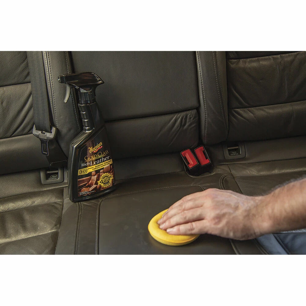 Meguiar's Gold Class Leather Cleaner And Conditioner 450mL 4 Meguiar's Gold Class Leather Cleaner And Conditioner 450mL - Image 2