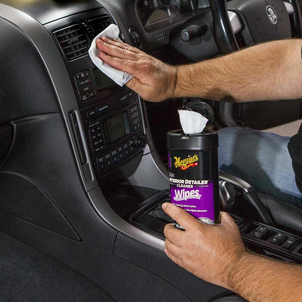 Meguiar's Quik Interior Detailer Wipes - 25 Pack 3 Meguiar's Quik Interior Detailer Wipes - 25 Pack - Image 2