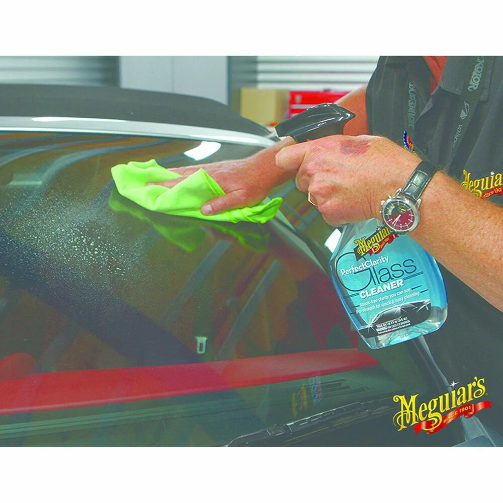 Meguiar's Perfect Clarity Glass Cleaner 710mL 4 Meguiar's Perfect Clarity Glass Cleaner 710mL - Image 2