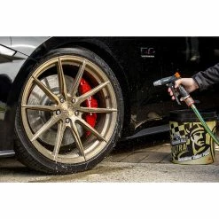 Armor All Ultra Wheel Cleaner 500g -Wash & Dry Shop SCA 601025 03 hi res