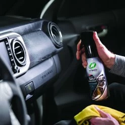 Turtle Wax Interior Detailer 591mL 10 Turtle Wax Interior Detailer 591mL -Wash & Dry Shop SCA 622352 01 hi res
