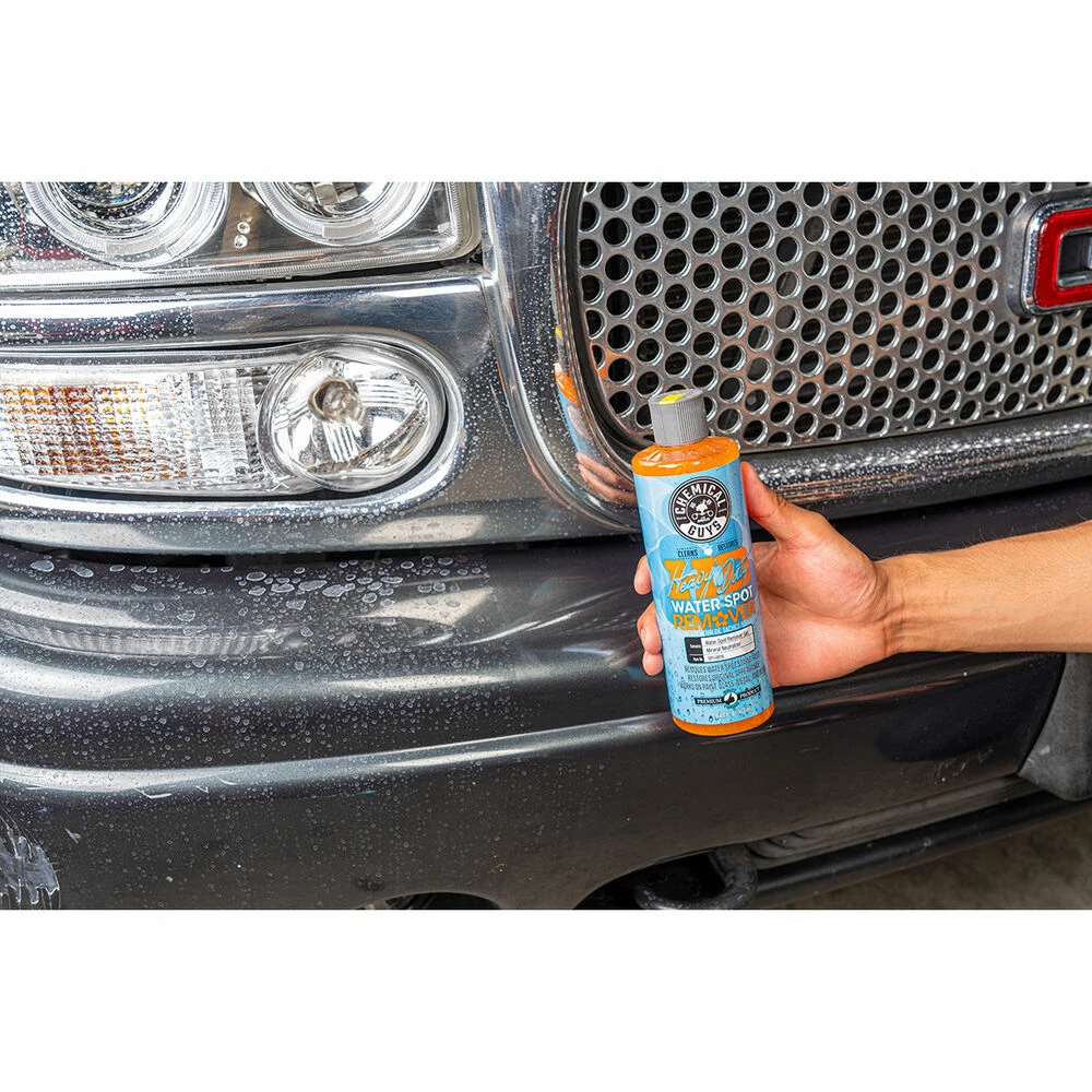 Chemical Guys Heavy Duty Water Spot Remover 473mL 6 Chemical Guys Heavy Duty Water Spot Remover 473mL - Image 4