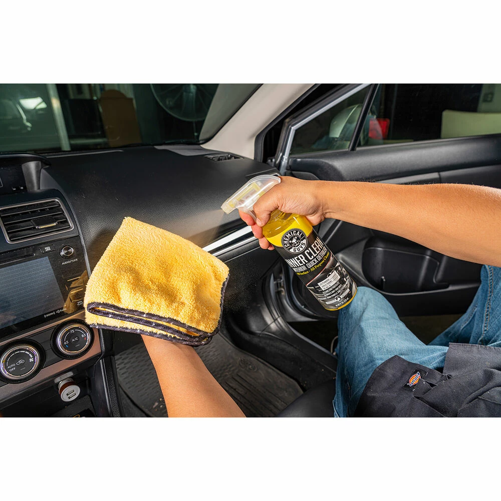 Chemical Guys InnerClean Quick Detailer 473mL 8 Chemical Guys InnerClean Quick Detailer 473mL - Image 6